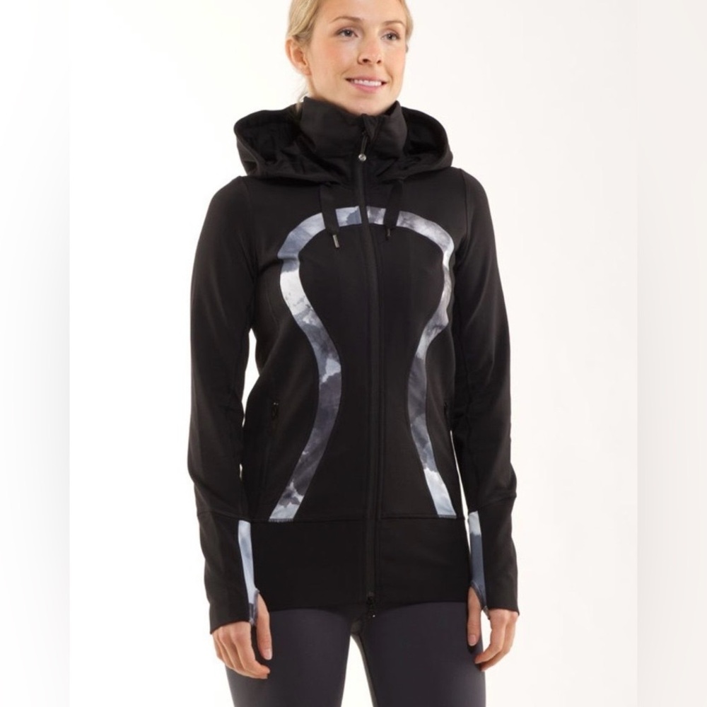 Lululemon Stride Jacket, *Brushed
Black / White Coal Tinted Canvas Super, Size:6